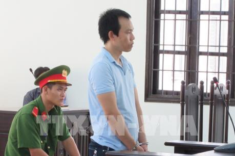 Ninh Thuận: 12 năm tù cho nhân viên bán hàng lừa đảo