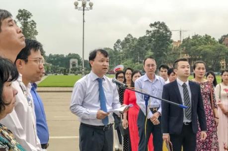 Báo công dâng Bác về Cuộc vận động “Người Việt Nam ưu tiên dùng hàng Việt Nam”