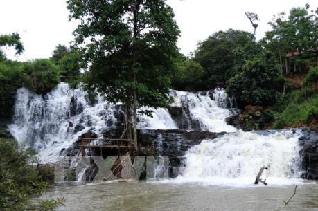 Xây dựng thủy điện Đắk R’kéh - Bài 1: Lo ngại thủy điện xâm hại thắng cảnh