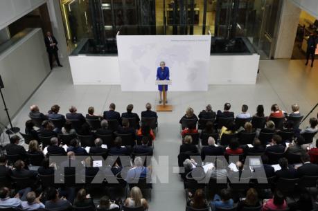 Chính phủ Anh hoãn kế hoạch tổ chức bỏ phiếu liên quan tới tiến trình Brexit