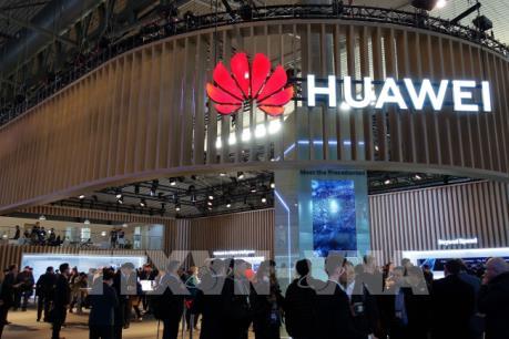 Các nhà bán lẻ điện thoại di động châu Á đang “quay lưng” với Huawei