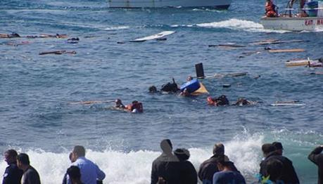 Libya giải cứu gần 300 người di cư trên biển