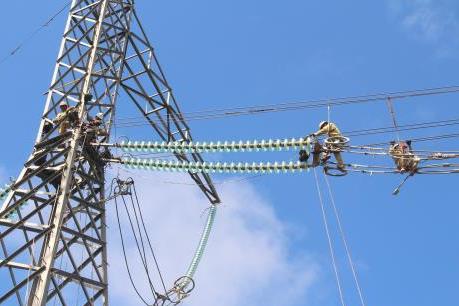 Nhiều dự án chậm tiến độ, miền Nam sẽ thiếu điện?