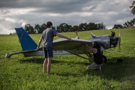 Nhóm phi công dưới 18 tuổi sẽ bay xuyên châu Phi bằng máy bay tự lắp ráp
