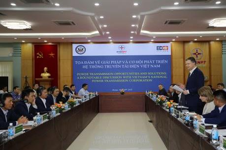Giải pháp nào phát triển hệ thống truyền tải điện Việt Nam?
