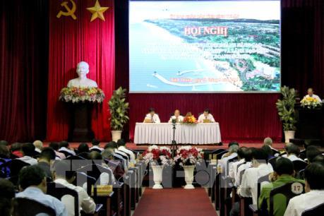 Lãnh đạo tỉnh Bình Thuận đối thoại với 300 doanh nghiệp