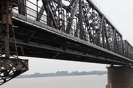 Hợp long đoạn cầu cao tốc xuyên biên giới Trung Quốc-Nga