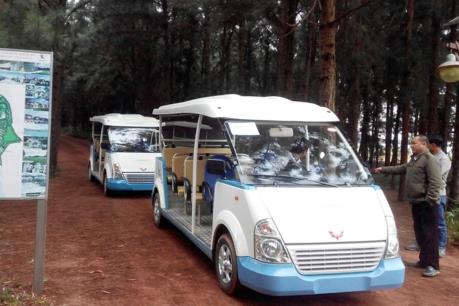 Kéo dài thí điểm xe 4 bánh có gắn động cơ xăng chở khách du lịch