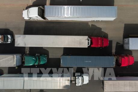 Cổ phiếu của loạt công ty Mỹ sụt giá sau dòng tweet của Tổng thống Trump