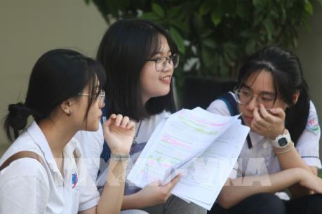 Hà Nội công bố điểm chuẩn vào lớp 10 chuyên năm học 2019 - 2020