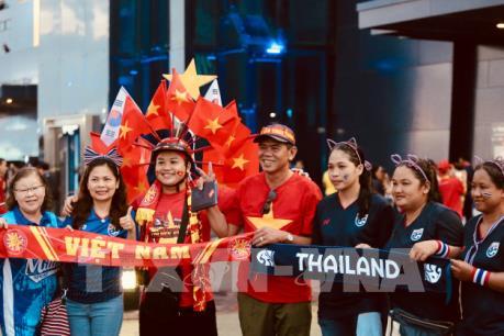 KING’S CUP 2019: Cổ động viên Việt Nam 