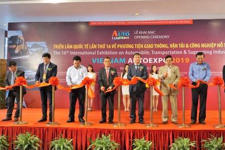 Khai mạc triển lãm phương tiện giao thông và công nghiệp hỗ trợ 2019