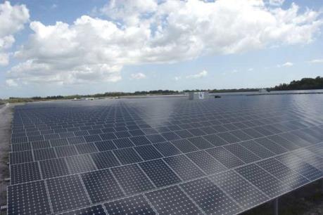 Khánh thành trang trại pin và năng lượng Mặt trời tích hợp lớn nhất Australia