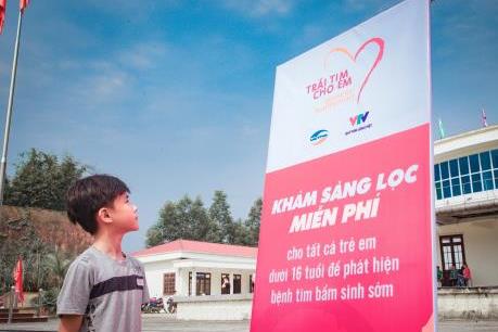 Có 1.200 điểm giao dịch Viettel tiếp nhận hồ sơ Chương trình Trái tim cho em