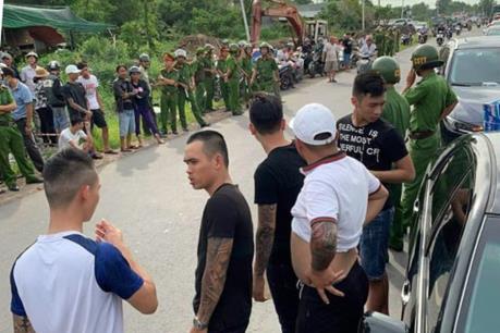 Bắt thêm đối tượng liên quan vụ chặn xe ô tô chở Công an Đồng Nai