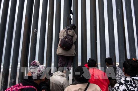 Mỹ tăng ngân sách giải quyết tình trạng biên giới giữa Mỹ và Mexico