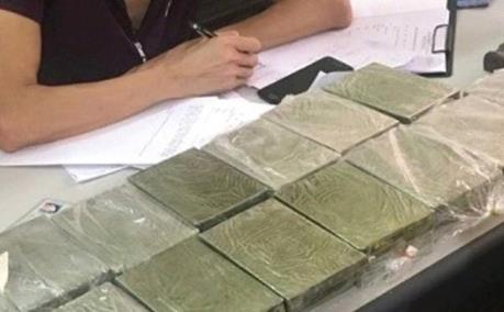 Án tử cho 2 đối tượng mua bán trái phép chất ma túy