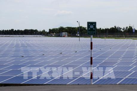 Tây Ninh đưa 2 nhà máy điện năng lượng mặt trời vào hoạt động