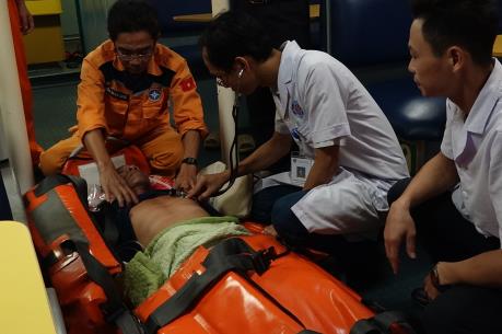 Cứu nạn hàng hải ứng cứu thành công thuyền viên bị tai biến 