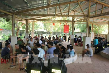 Bắt giữ 66 đối tượng đánh bạc dưới hình thức đá gà ăn tiền quy mô lớn