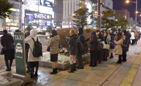 Tokyo và các tỉnh phụ cận lại rung chuyển bởi động đất