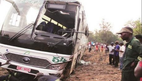 Cameroon: Hàng chục người thiệt mạng do xe buýt đâm vào xe tải