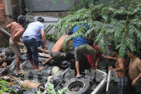 Tai nạn giao thông trên cầu Hàm Luông khiến 5 người thương vong