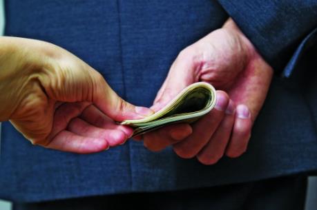 Sắp xếp, luân chuyển cán bộ, công chức để phòng ngừa “tham nhũng vặt”