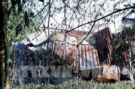 Thành phố Hồ Chí Minh: Cháy lớn thiêu rụi xưởng phế liệu