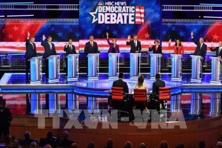 Bầu cử Mỹ 2020: Các ứng viên đảng Dân chủ tranh luận trên truyền hình
