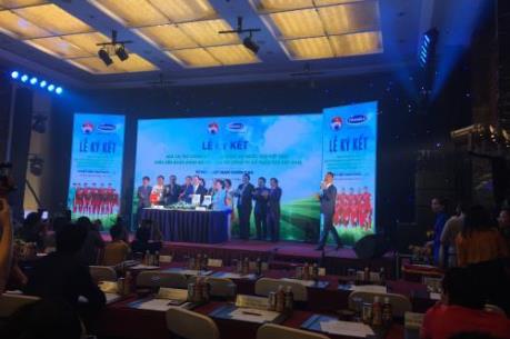 Vinamilk trở thành nhà tài trợ chính cho các Đội tuyển Bóng đá quốc gia