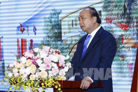 Thủ tướng Nguyễn Xuân Phúc thăm, làm việc tại Thành phố Giáo dục Quốc tế - IEC Quảng Ngãi