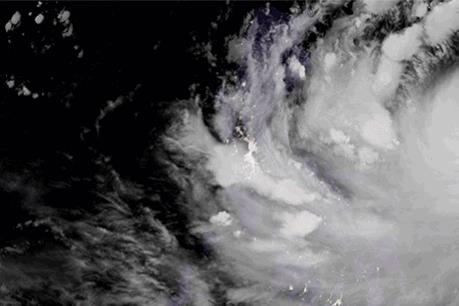 Bão đổ bộ miền Nam Trung Quốc, nhiều tàu phà phải dừng hoạt động