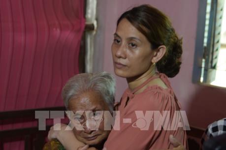 Một phụ nữ trở về sau 22 năm lưu lạc tại Trung Quốc