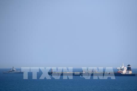 Tehran cảnh báo sẽ bắt giữ tàu chở dầu của Anh