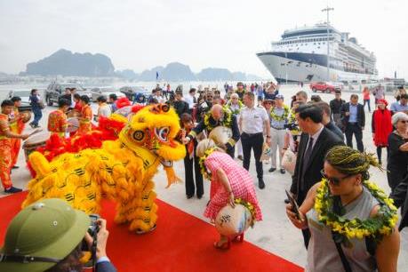 Đón dòng khách hạng sạng, “du lịch mua sắm” sẽ bùng nổ ở Hạ Long