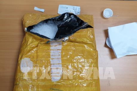 Phá đường dây mua bán ma túy quốc tế, thu gần 15kg ma túy đá