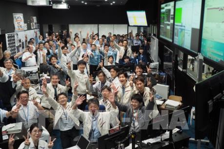 Nhật Bản tự sản xuất tàu thăm dò chinh phục Mặt Trăng