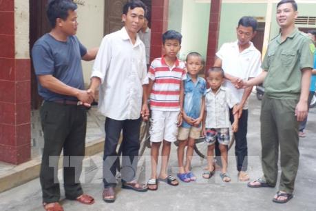 Ba cháu bé ở Nghệ An nghi bị bắt cóc được bàn giao cho gia đình