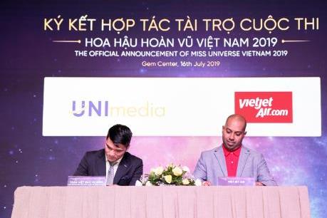 Vietjet Air bảo trợ vận chuyển hàng không cuộc thi hoa hậu Hoàn Vũ