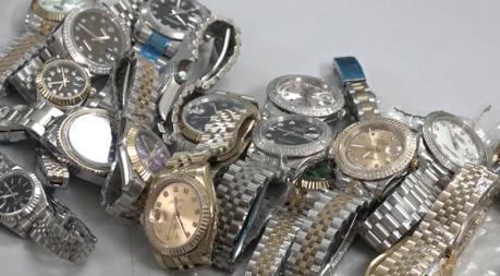 Hơn 1.800 sản phẩm hàng hóa giả mạo nhãn hiệu