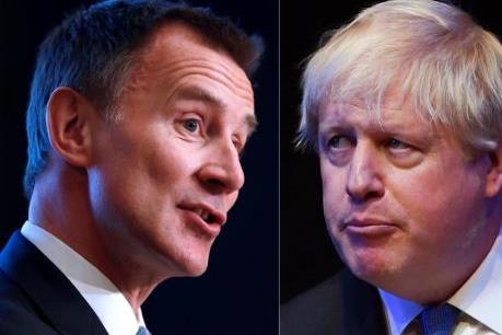 Hai ứng cử viên Thủ tướng Anh cam kết đàm phán lại thỏa thuận Brexit với EU