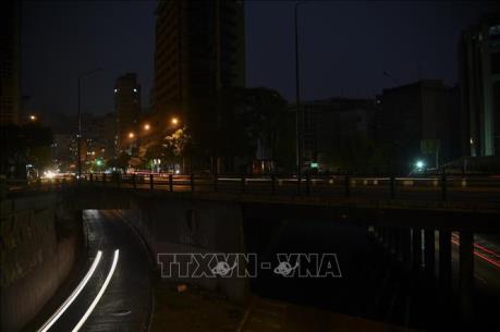 BREAKING NEWS: Nổ tại bang của Mỹ, mất điện trên diện rộng