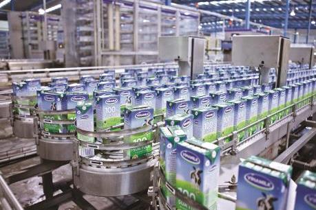 Bộ Tài chính đề nghị chưa giảm thuế nhập khẩu sữa