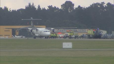 Máy bay của Air New Zealand phải hạ cánh khẩn cấp vì sự cố