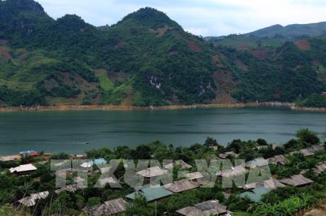 Nét truyền thống của đồng bào dân tộc Dao nơi ngã 3 sông Đà