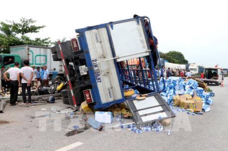 Tạm giữ hình sự lái xe gây tai nạn nghiêm trọng trên Quốc lộ 5