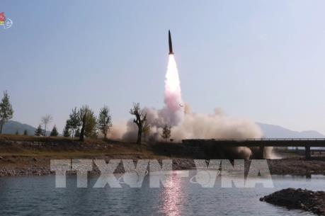 Triều Tiên phóng vũ khí dẫn đường chiến thuật mới