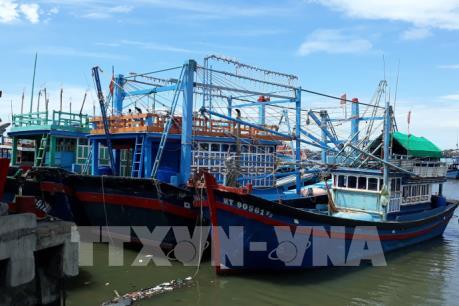 Tháo gỡ khó khăn để “tàu 67” vươn khơi