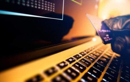 Triệt phá đường dây lừa đảo bán thẻ ngân hàng quy mô lớn